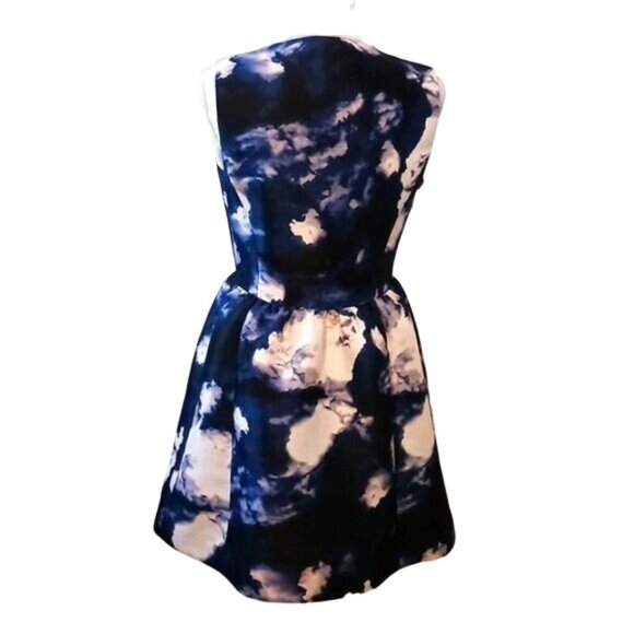 Kate Spade‎ Joss Fit & Flare Cocktail Dress in Blue Dusk Cloud Fabric, Size 6 - Picture 3 of 13